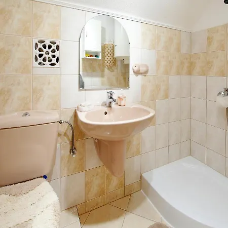 Kiwi By Interhome Feriehus Balatonalmádi